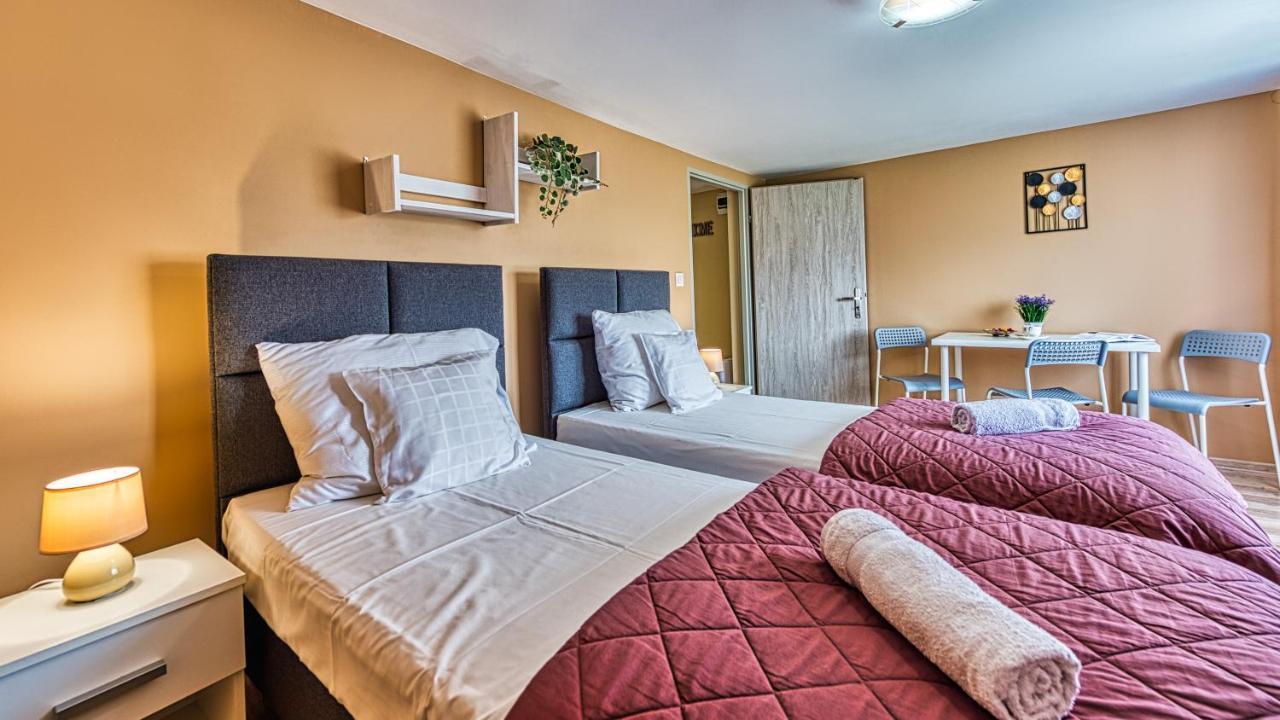 Maja Pokoje Z Widokiem Kameralna Agroturystyka Na Pogorzu Izerskim Z Sauna I Jacuzzi (Adults Only) Mirsk Kültér fotó