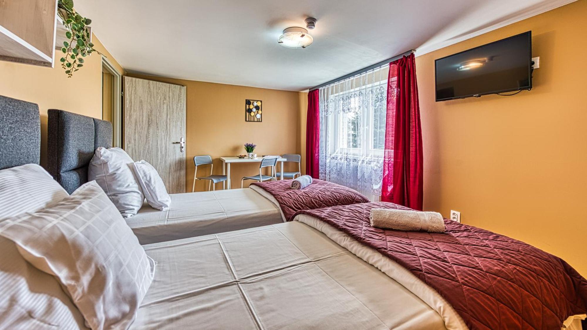 Maja Pokoje Z Widokiem Kameralna Agroturystyka Na Pogorzu Izerskim Z Sauna I Jacuzzi (Adults Only) Mirsk Kültér fotó